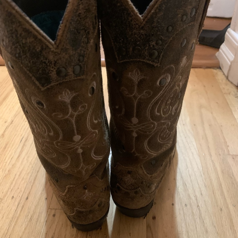 Lame studded boots, still has the new leather smell.